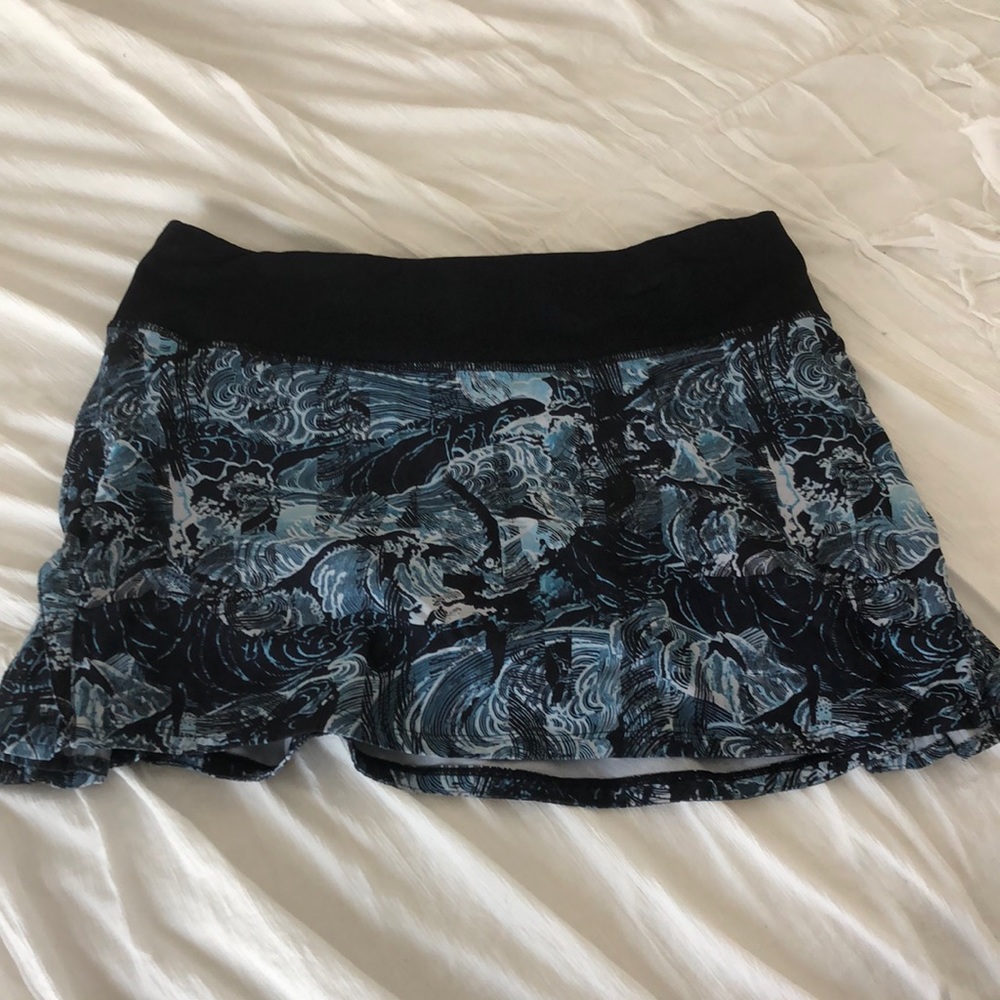 Lululemon play off the pleats skirt